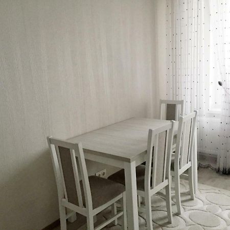 Center Apartment On Albisoara Street Chisinau Luaran gambar