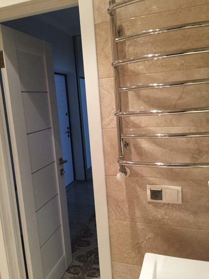 Center Apartment On Albisoara Street Chisinau Luaran gambar