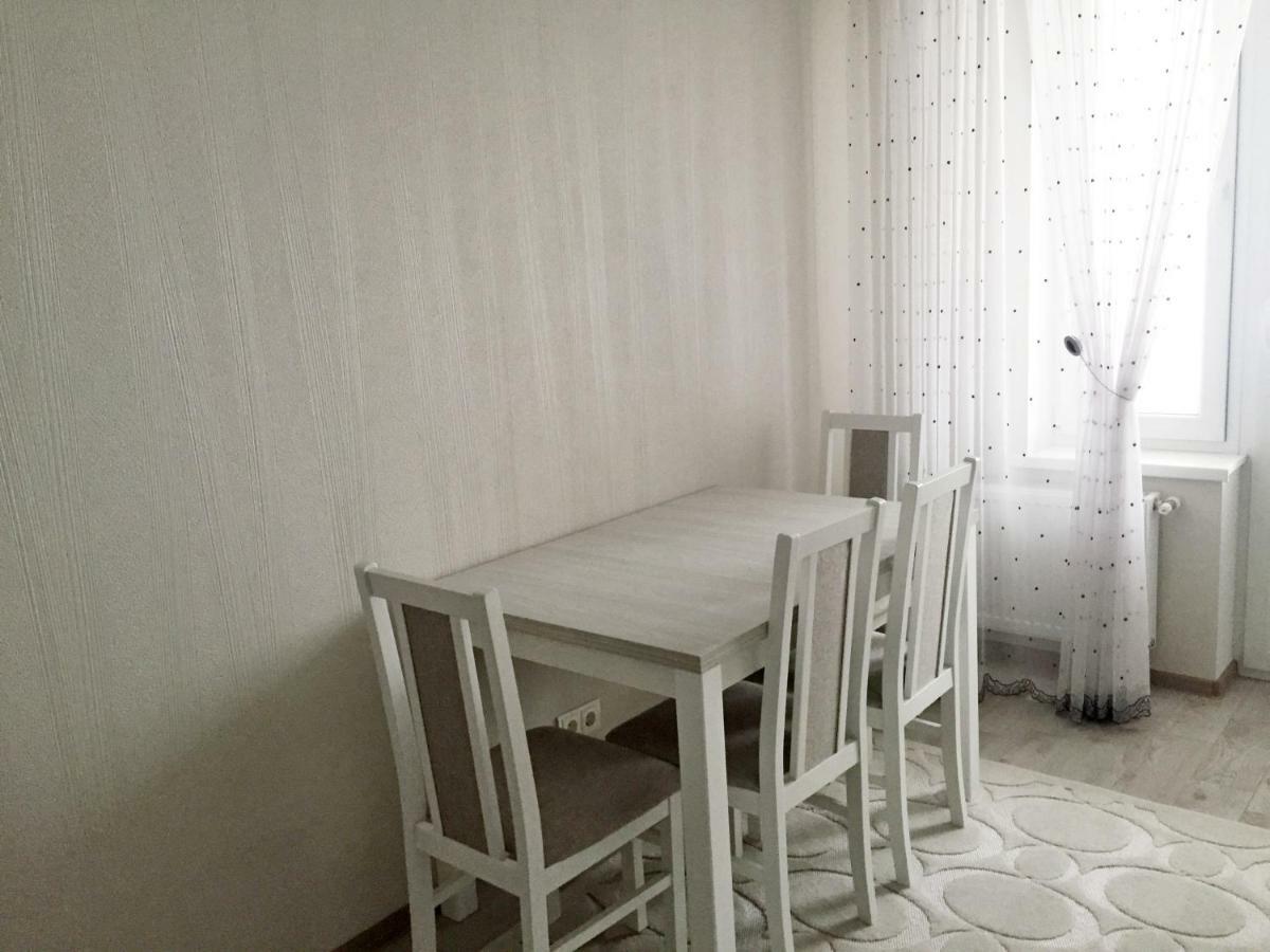 Center Apartment On Albisoara Street Chisinau Luaran gambar