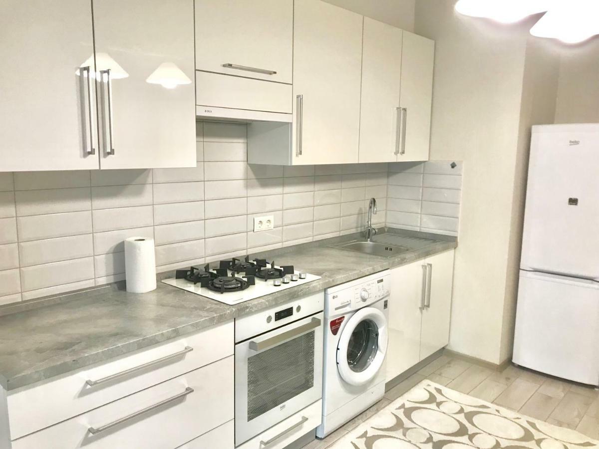 Center Apartment On Albisoara Street Chisinau Luaran gambar
